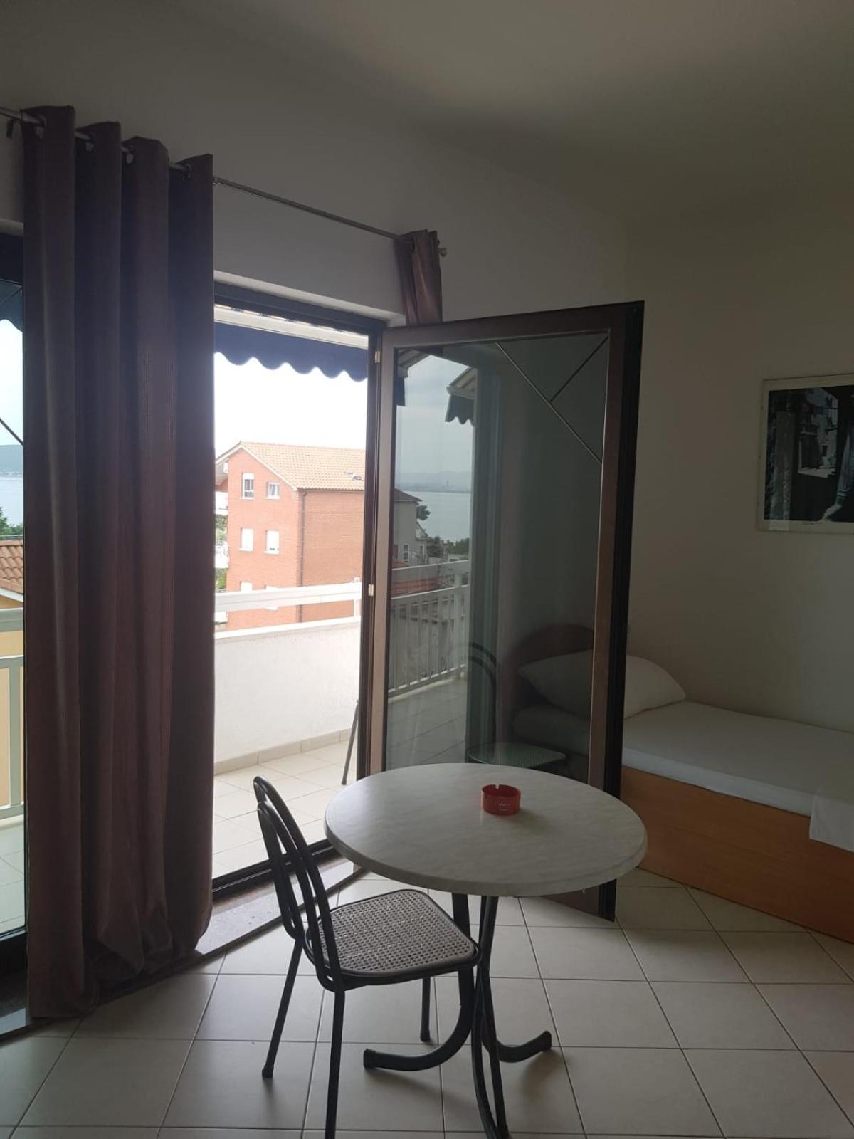 Apartments Ruza Kaštela Habitación foto
